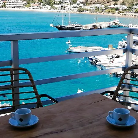 Apartment Isalos Andros *