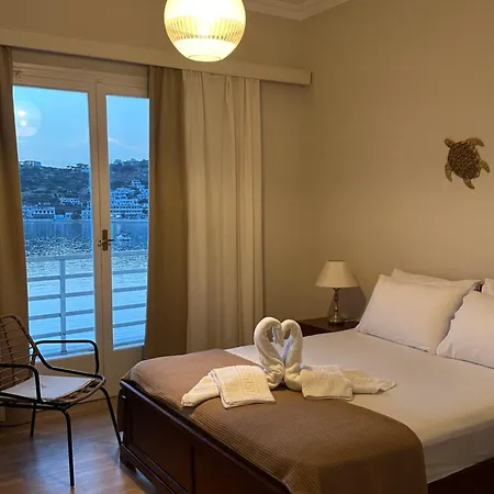 Isalos Andros Batsi (Andros)