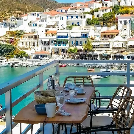 아파트 Isalos Andros *