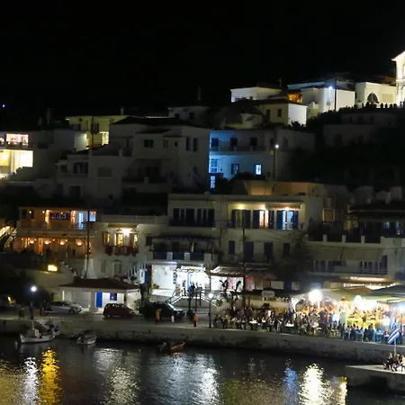 아파트 Isalos Andros