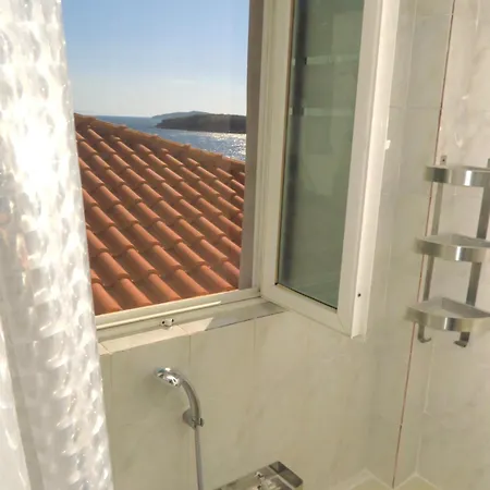 Apartment Isalos Andros Batsi