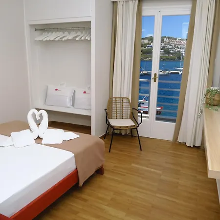 아파트 Isalos Andros *